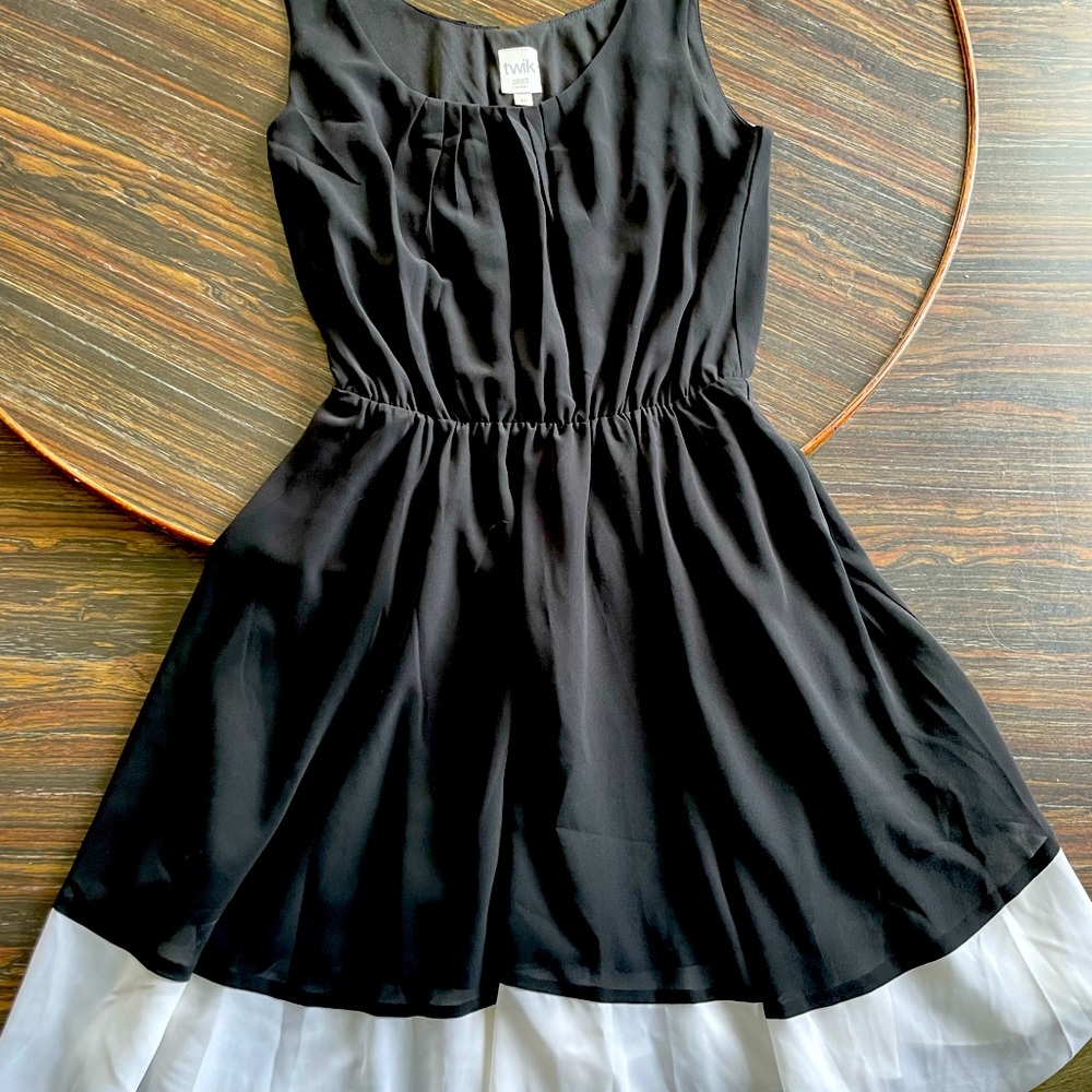 Dress, size LG